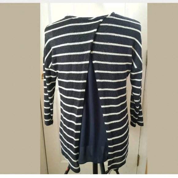 Charming Charlie Sweater Size Medium - Picture 3 of 6